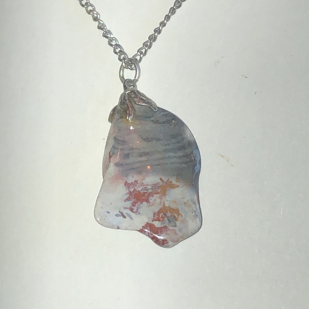 Silver Tone Chain Necklace with Irregular White and Peach Stone Pendant - Picture 2 of 6